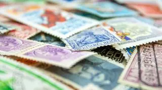 Kolejki po ukraińskie znaczki pocztowe
