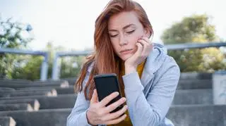 Oszuści podszywają się pod firmę kurierską. Uważaj na te SMS-y