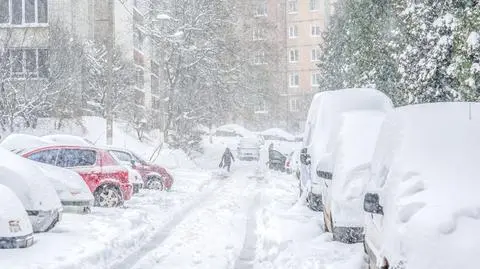 Pogoda na piątek 16 grudnia. Przed nami kolejne mrozy. Gdzie może spaść śnieg?