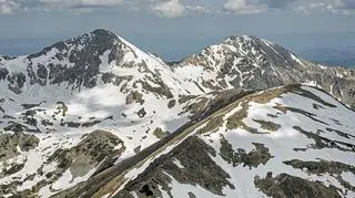 W Tatrach pojawił się już śnieg. TPN ogłosił stopień zagrożenia lawinowego