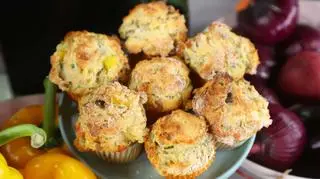 Serowe muffinki z kolorową papryką z przepisu Katarzyny Bukowskiej