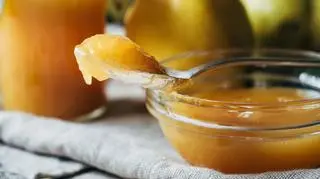 Galaretka z pigwy, czyli pyszny deser lub dodatek do mięs. Jak ją zrobić?