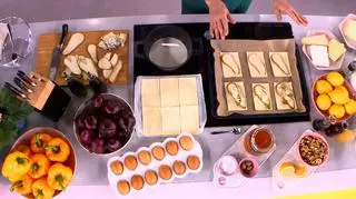Tartinki z gruszką i kozim serem - przepis Katarzyny Bukowskiej