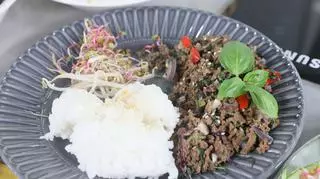Wołowina po tajsku, czyli idealny pomysł na danie kuchni azjatyckiej dla całej rodziny