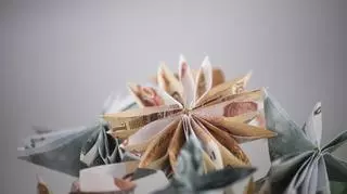 Kwiaty z origami - dla dzieci i dorosłych. Jak je zrobić?