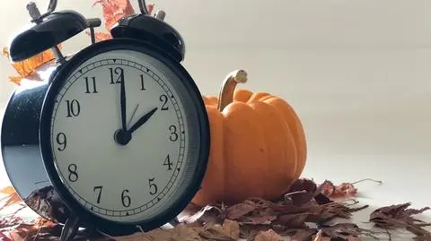 Kiedy zmieniamy czas na zimowy? Tego dnia będziemy spać godzinę dłużej
