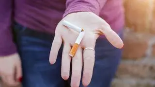 Co warto ćwiczyć, aby rzucić palenie? Ćwiczenia fizyczne i oddechowe, które zmniejszą efekty odstawienia