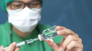 Noradrenalina – jakie ma działanie? Na co pomaga i jak ją wykorzystać?