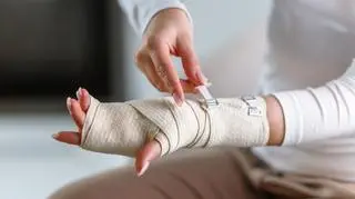 Poprawne metody bandażowania - jak je wykonywać?