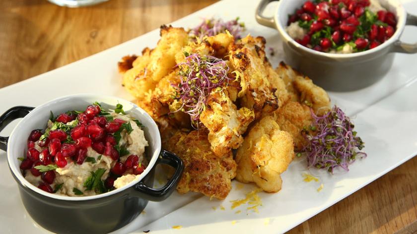 Krem z selera z gruszką i pieczoną ciecierzycą