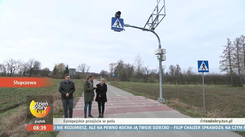 Słupeczno przejście w polu