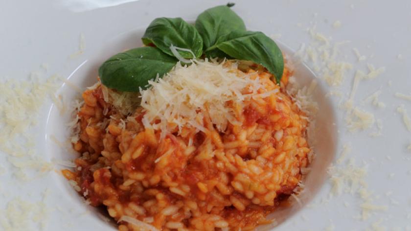 Risotto z pomidorami 