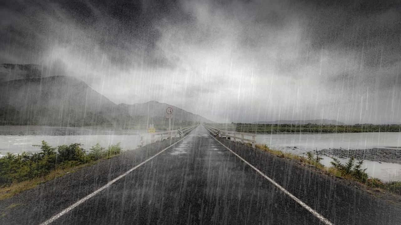 Droga w deszczu 