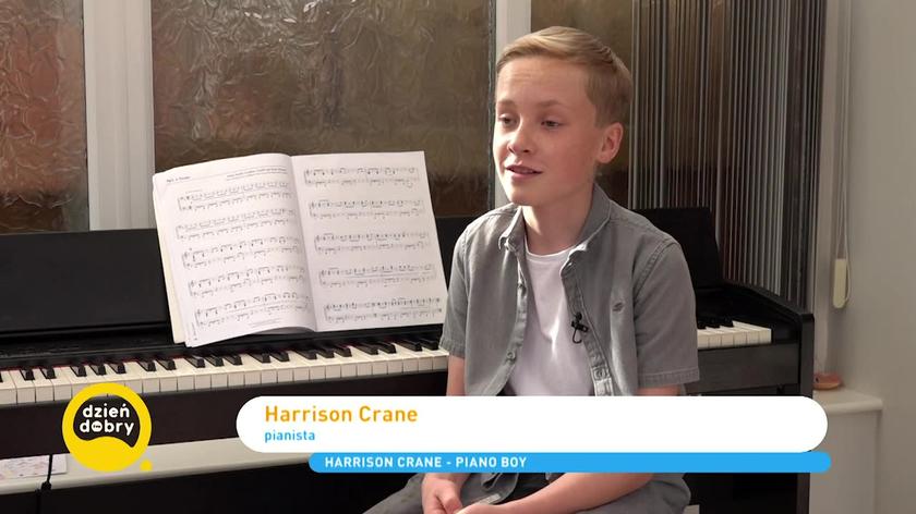 Harrison Crane, Piano boy