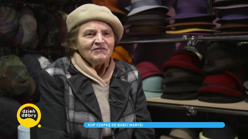 pani Maria Lipka sprzedaje kapelusze