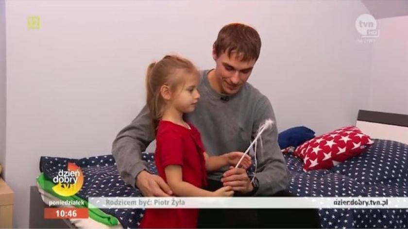 Piotr Żyła z córką