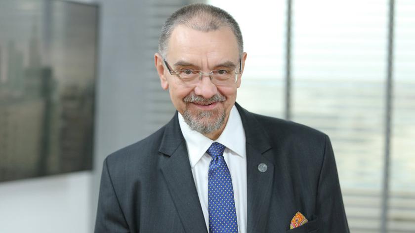 prof. Romuald Dębski