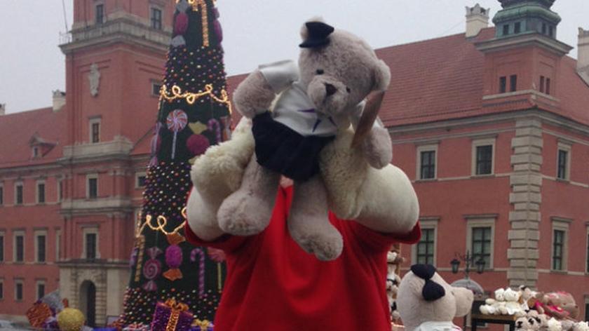 Pogodny Miś na Placu Zamkowym