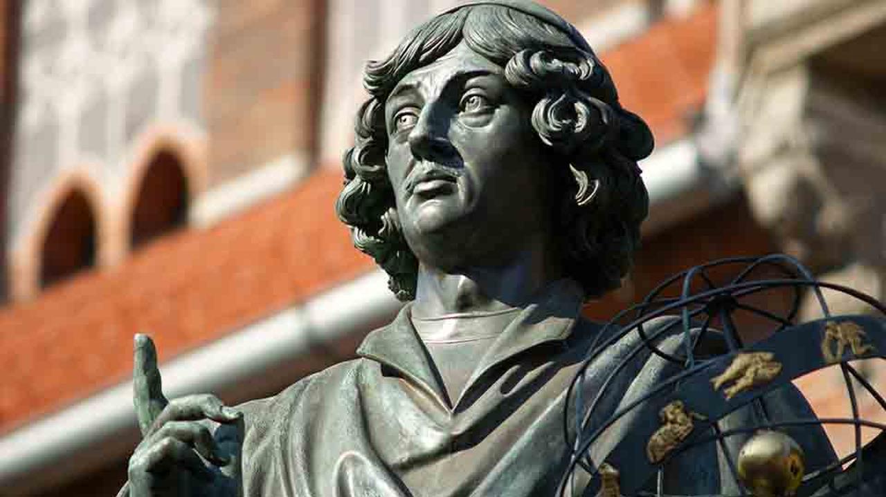 Mikołaj Kopernik, pomnik
