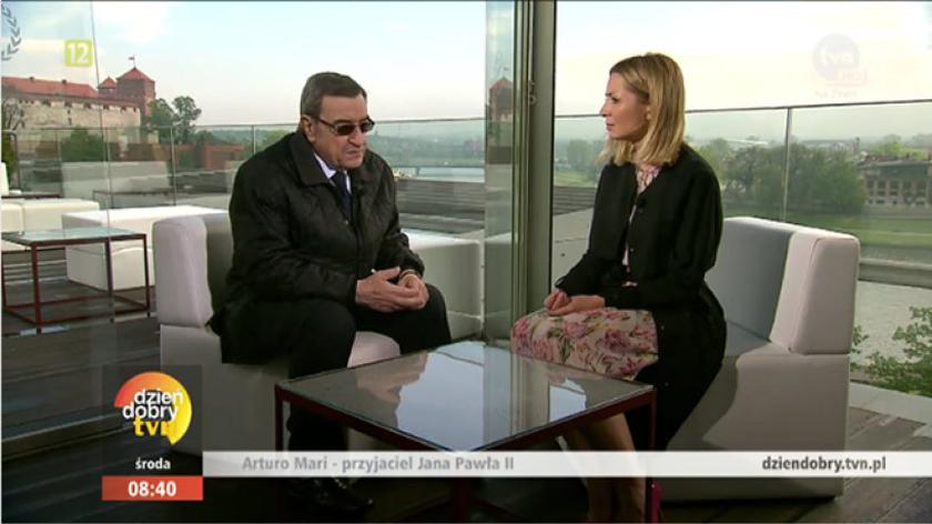 Arturo Mari, Katarzyna Olubinska