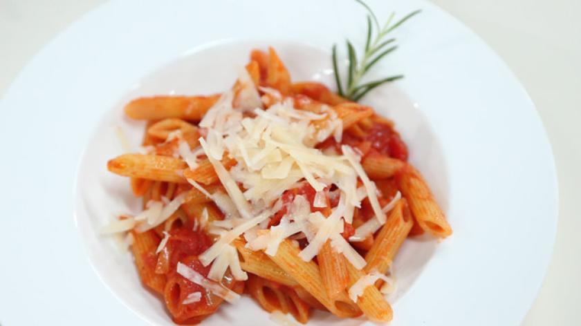 Penne z pomidorami 