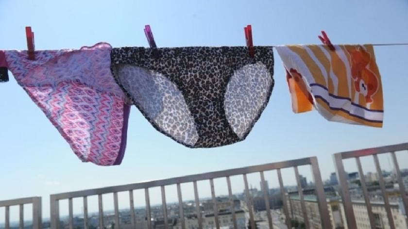 majtki, balkon, pranie, suszenie