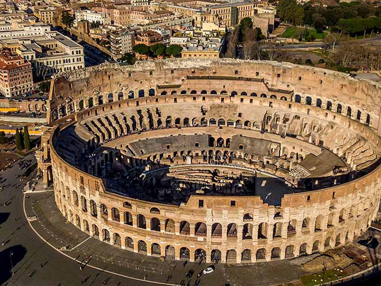 Sejarah Koloseum di kota Roma Italia