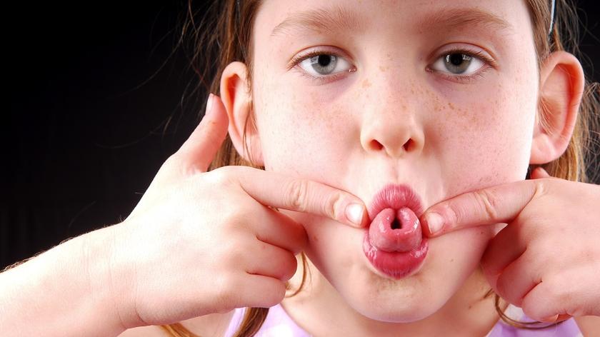 Zwijanie język w rulonik