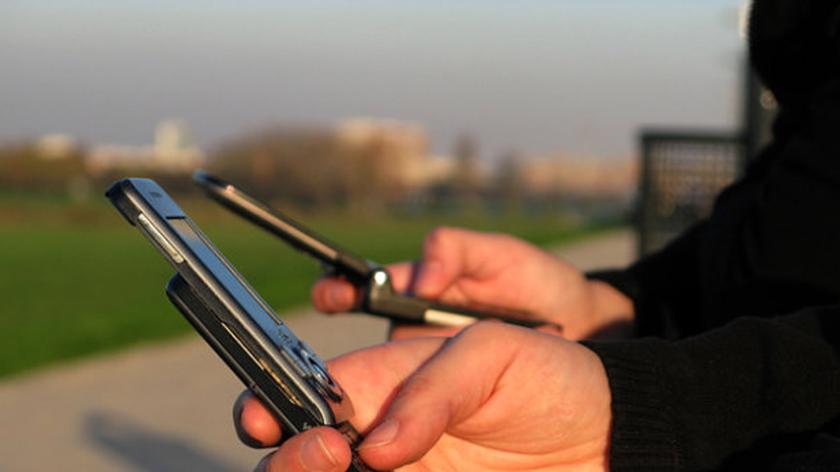 Telefon komórkowy
