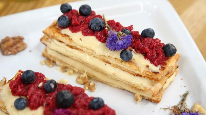 Strudel wiśniowy z ciasta filo