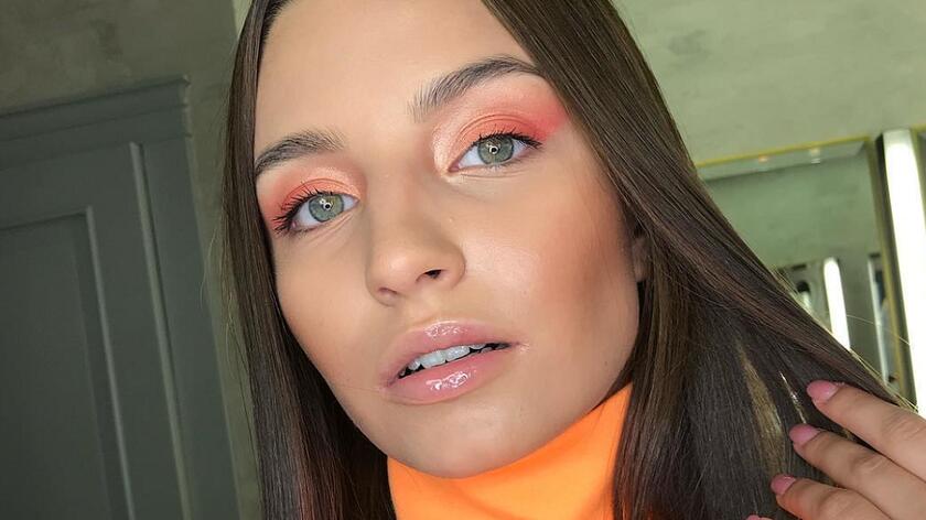 Julia Wieniawa w mocnym makijażu