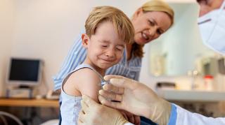 Dzieci poniżej 12 lat będą szczepione przeciw COVID-19? Minister odpowiada
