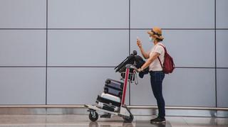 Pasażerowie i ich bagaże ważą coraz więcej. Linie lotnicze szykują zmiany