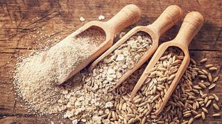 Bezglutenowa mąka owsiana – wartość odżywcza, właściwości prozdrowotne i zastosowanie