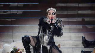 Roznegliżowana Madonna kusi swoim najnowszym zdjęciem. Fani: 