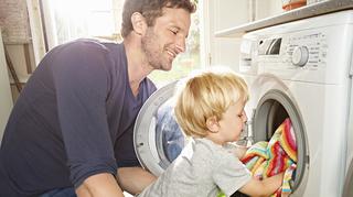 Jak używać orzechów do prania? Czy można zastąpić nimi proszek?