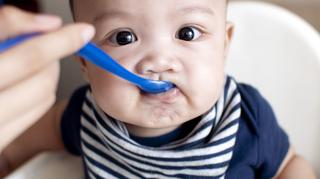 Żywienie niemowląt po 4. i 6. miesiącu życia - rozszerzanie diety dziecka