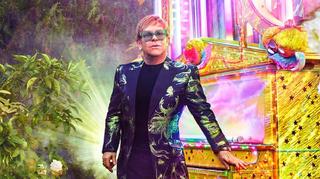 Elton John ostatni raz zagra w Polsce. Czy miał jakieś specjalne życzenia przed koncertem?