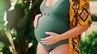 Stroje kąpielowe ciążowe – jak wybrać najlepszy model?