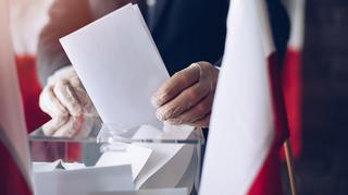 Polacy wybierają prezydenta. Gwiazdy ruszyły na głosowanie