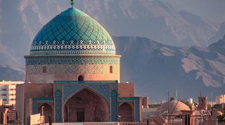 Odwiedzamy Iran – wiza, przepisy i porady dla podróżnych