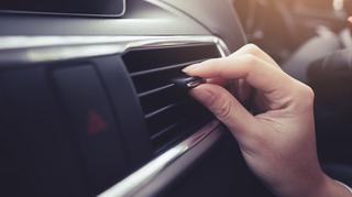 Czyszczenie klimatyzacji – ile kosztuje czyszczenie klimatyzacji w samochodzie?