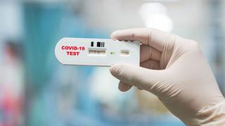 Testy na koronawirusa w popularnym dyskoncie. Ile będą kosztować?