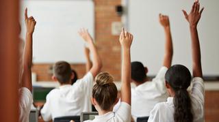Zajęcia w szkołach zawieszone od 20 października? MEN odpowiada