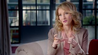 J.K. Rowling pomaga nauczycielom. Zniosła prawa autorskie do czytania 