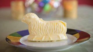 DIY: Jak zrobić wielkanocnego baranka z masła? 