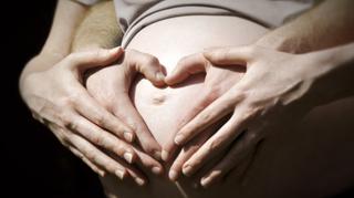 Menopauza a ciąża. Czy w okresie przekwitania możliwe jest zapłodnienie?