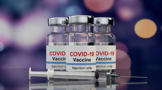 Szczepienia przeciw COVID-19. Ile osób nie stawiło się na przyjcie drugiej dawki? 