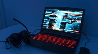 Laptop do gier – jak wybrać? Na co zwrócić uwagę podczas wyboru gamingowego komputera?