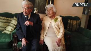 Mają razem niemal 215 lat, a są ze sobą od 1941 roku. Sekret ich długotrwałego związku jest prosty i inspirujący